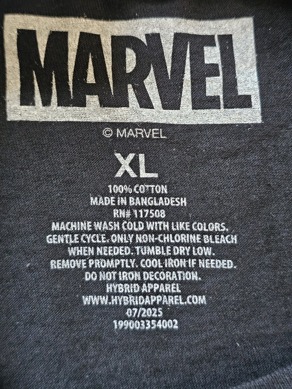 Marvel Multicolor Logo Short Sleeve Men's Graphic Tee - Size XL, new - Picture 3 of 3